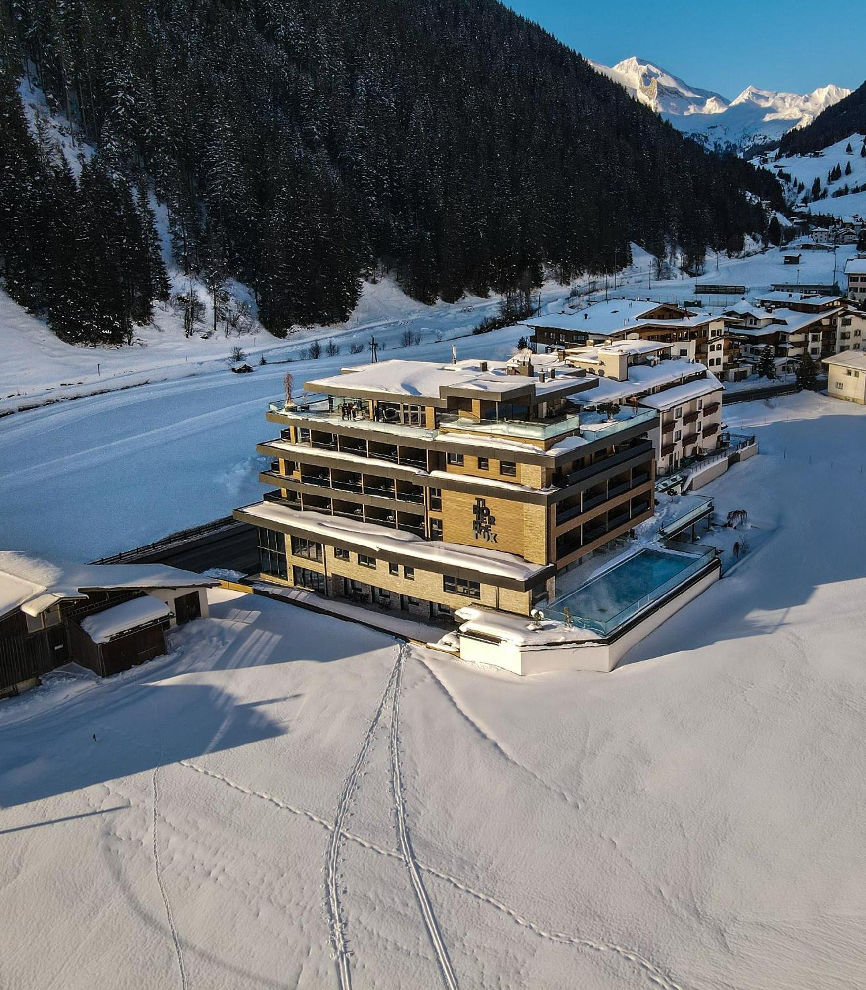 Hotel Tirolerhof 4 Sterne Superior Tux Dış mekan fotoğraf